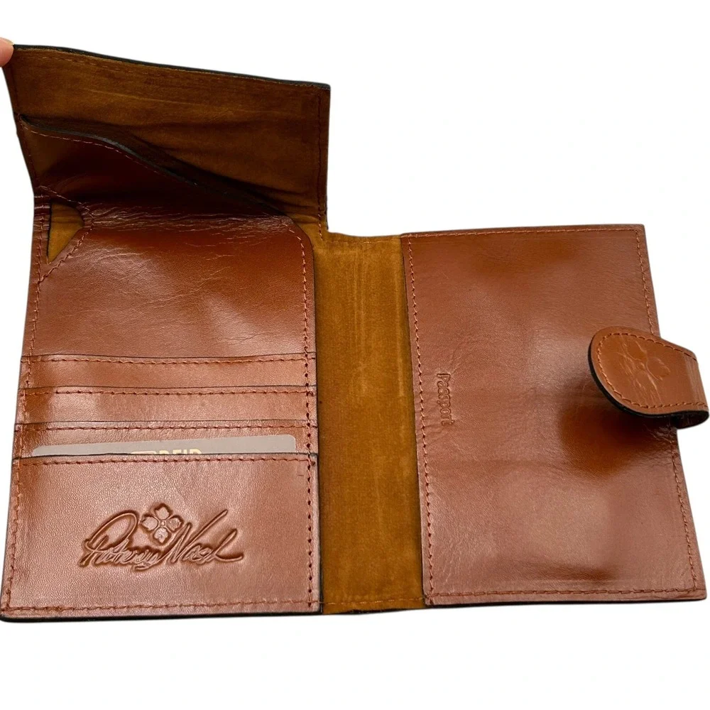 Patricia Nash Leather Tablet Holder & Passport Case Gift Set‎ Brown Matching Set
